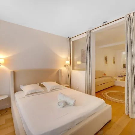 Hot District Faubourg Saint-denis Appartamento *